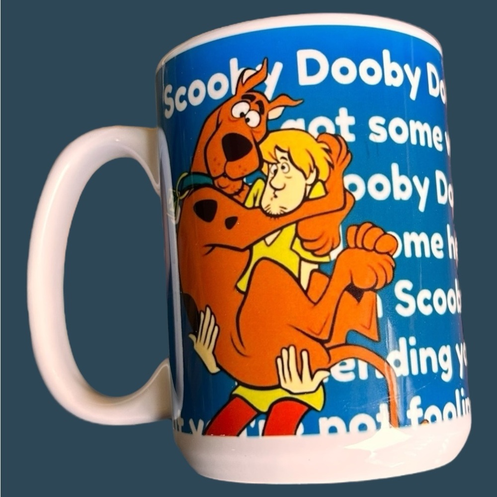 Scooby-Doo Blue and White Mug 15oz